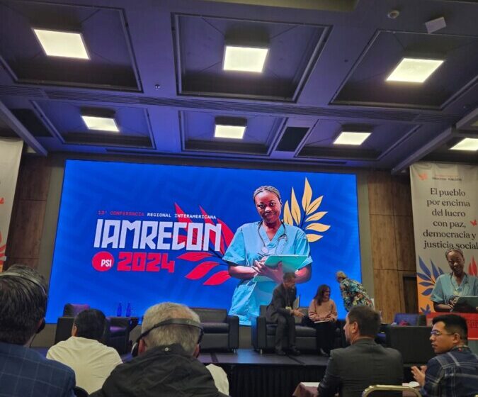  Sindiserv marca presença na abertura da IAMRECON 2024 com discussões sobre geopolítica e movimento sindical